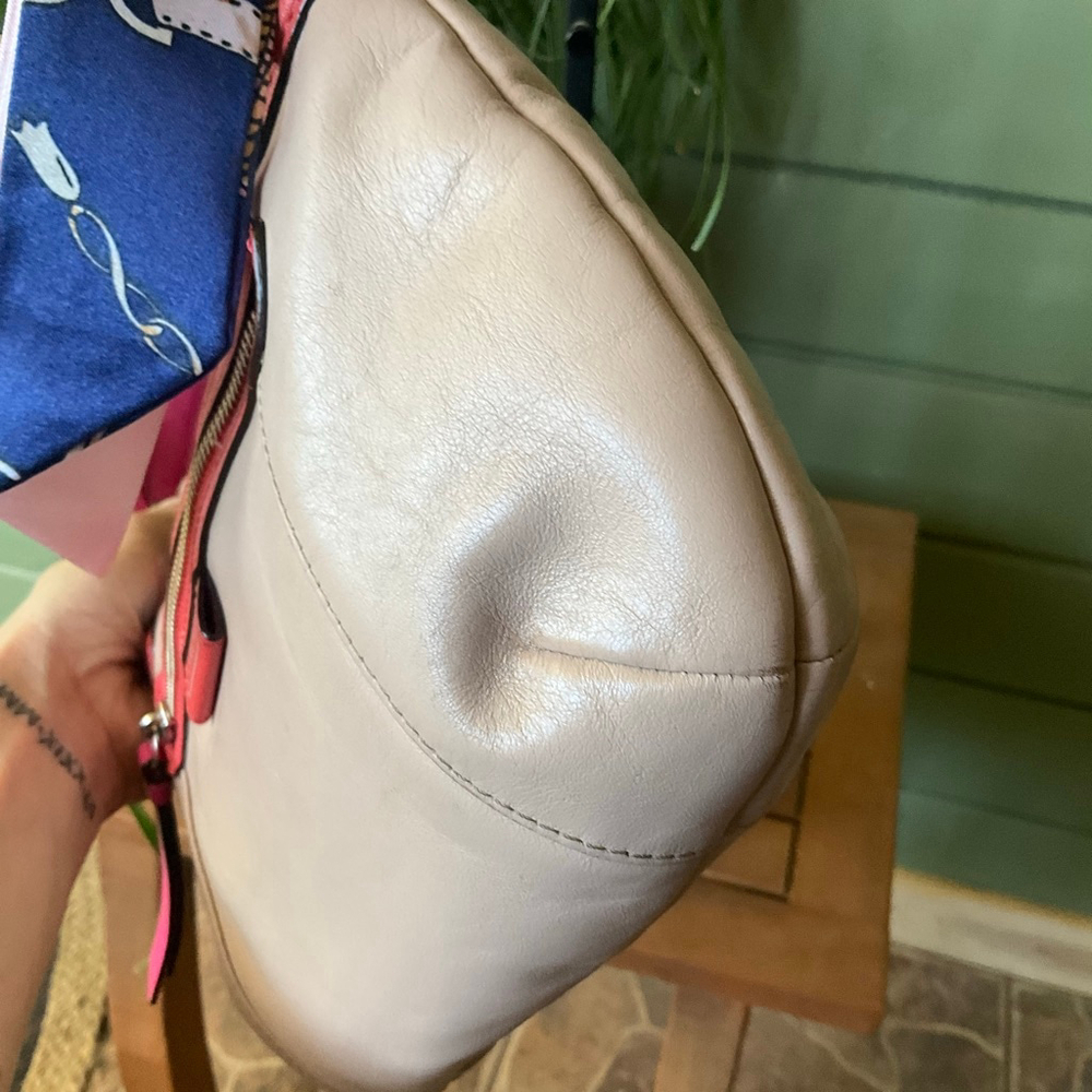 Coach Daisy Spectator Purse Tan/Pink with Scarf (no hang tag) - Picture 11 of 14